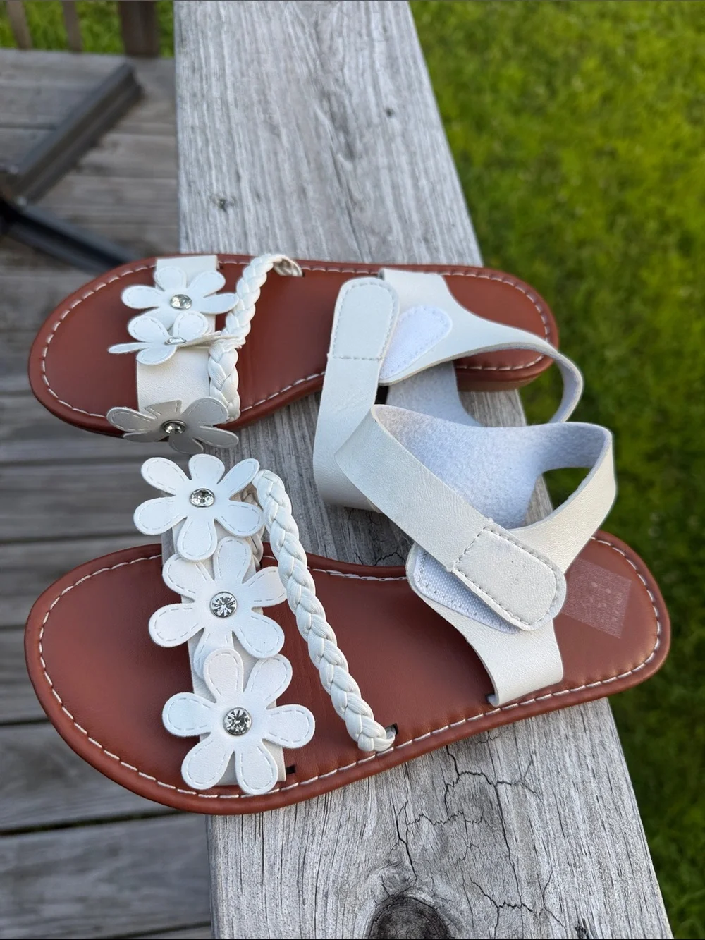 SHEIN White Daisy Braided Strap Girls Sandals